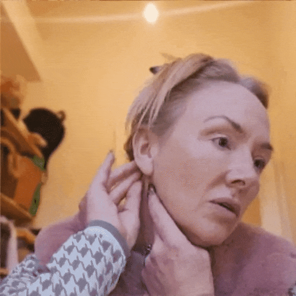 Viamark™ LIFTGENIC Görünmez Yüz ve Boyun Germe Bandı